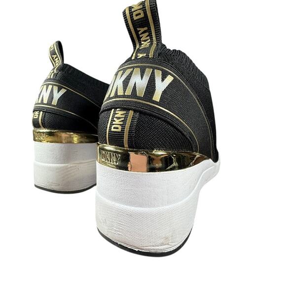 DKNY Women's Black Gold Knit Slip-On Wedge Platform Sneakers Size 7.5 - Picture 5 of 10
